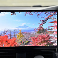 大画面で唯一のブルーレイ搭載カーナビゲーションの実力、驚くほど色彩豊かで精細な映像を表示する