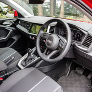 アウディ A1スポーツバック 新型（A1 Sportback 35 TFSI advansed）