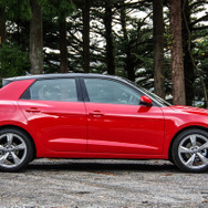 アウディ A1スポーツバック 新型（A1 Sportback 35 TFSI advansed）
