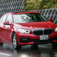 BMW 1シリーズ 新型（118i Play）