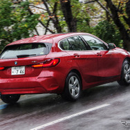 BMW 1シリーズ 新型（118i Play）