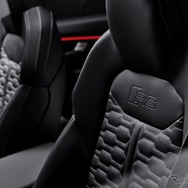 アウディ RS Q8