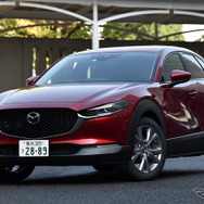 マツダCX-30