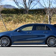 メルセデス AMG A35 4MATIC Edition 1