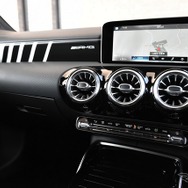 メルセデス AMG A35 4MATIC Edition 1