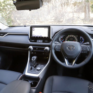 トヨタRAV4ハイブリッドG