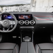 メルセデスAMG GLA 35 4MATIC