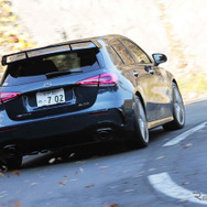 メルセデスAMG A35 4MATIC