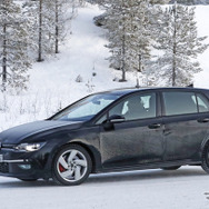 VW ゴルフ GTI 新型プロトタイプ（スクープ写真）