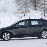 VW ゴルフ GTI 新型プロトタイプ（スクープ写真）