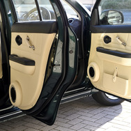 光岡自動車「ビュート」に、Clarion『Quad View ナビ』＆『FDS』がメーカーオプションとして新設定！ そのバリューを解析！
