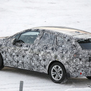 BMW 2シリーズ アクティブツアラー 次期型プロトタイプ（スクープ写真）