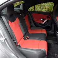メルセデスベンツ CLA 新型（CLA200d）