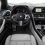 BMW M8グランクーペ