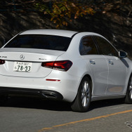 メルセデスベンツ Aクラスセダン（A250 4MATIC）