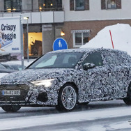 アウディ RS3スポーツバック 次期型プロトタイプ（スクープ写真）
