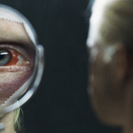 『グッドナイト・マミー』 - (C) WIEN 2014　ULRICH SEIDL FILM PRODUKTION