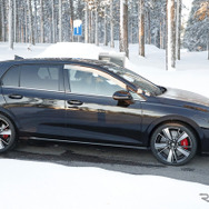 VW ゴルフ GTI TCR 新型プロトタイプ（スクープ写真）
