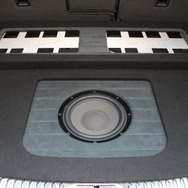 カスタム・オーディオマシン SpecialFeature!! PORSCHE CAYENNE（オーナー：中溝一馬さん）　by　 custom&car Audio PARADA　前編
