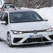 VW ゴルフR 新型プロトタイプ（スクープ写真）