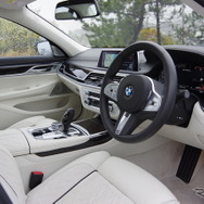 BMW 7シリーズ 新型（M760i xDrive）