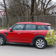 MINI クロスオーバー 改良新型プロトタイプ スクープ写真