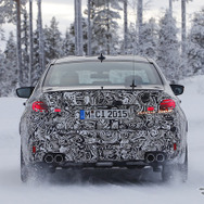 BMW M5 改良新型プロトタイプ スクープ写真