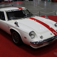 サーキットの狼の作者池沢早人師さんのトークショーに合わせて、主人公風吹裕矢の愛車を模したロータスヨーロッパSPも特別展示された。