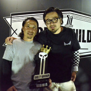 カスタムワークスゾンの吉澤氏（右）と植田氏（左）。