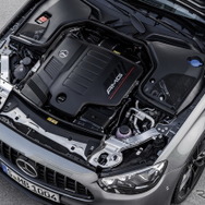 メルセデスAMG E 53 4MATIC+ セダン 改良新型