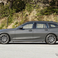 BMW 3シリーズツーリング 新型（320dツーリング xDrive）