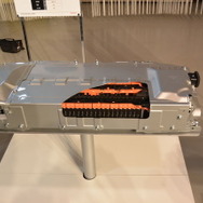 新型プリウス リチウムイオン電池