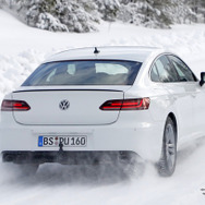 VW アルテオンR プロトタイプ（スクープ写真）
