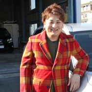 明確な音の方向性を持ちクルマ作りを進めるオーナーの藤原さん。最近は中島愛、大原櫻子、GARNiDELiAなどの曲がお気に入り。