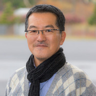 島崎七生人氏