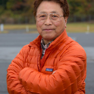 舘内端氏