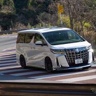 走って納得、見て納得、そして家族も喜ぶ新しい車高調システム「BLITZ DAMPER ZZ-R SpecDSC PLUS」