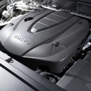 ボルボXC90 D5 AWD Rデザイン