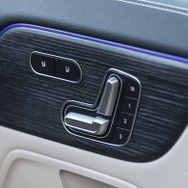 メルセデスベンツ GLA 新型