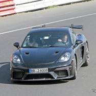 ポルシェ 718 ケイマン GT4 RS 開発車両　（スクープ写真）