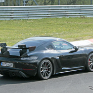 ポルシェ 718 ケイマン GT4 RS 開発車両　（スクープ写真）