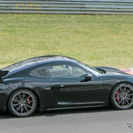 ポルシェ 718 ケイマン GT4 RS 開発車両　（スクープ写真）