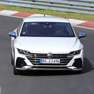 VW アルテオンR 開発車両（スクープ写真）