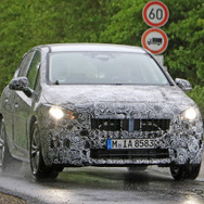 BMW 2シリーズ アクティブツアラー 次期型プロトタイプ（スクープ写真）