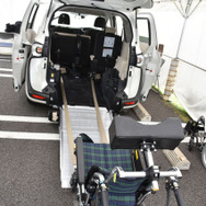 トヨタ シエンタ 車いす仕様車
