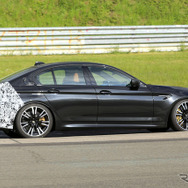 BMW M5 セダン 改良新型プロトタイプ（スクープ写真）