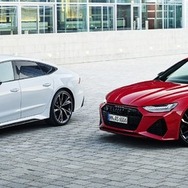 アウディ RS7 スポーツバック とアウディ RS6 アバント