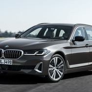 BMW 5シリーズ・ツーリング 改良新型