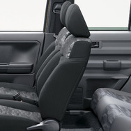 新型ダイハツ・タフト（X/2WD）