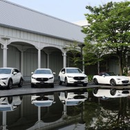 マツダ R360クーペ と 100周年特別記念車